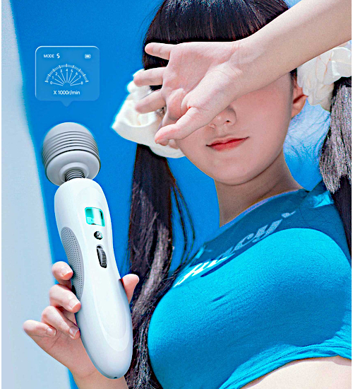 Hůlka s displejem a nabíjením přes USB