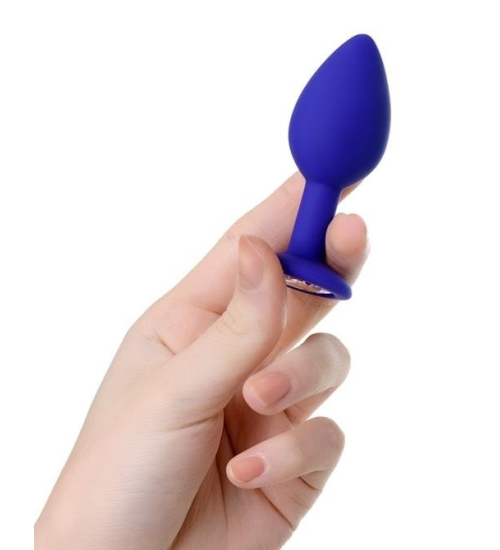 Modrá zástrčka s krystalem