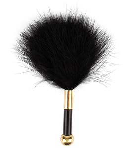 Peří pro stimulaci smyslů