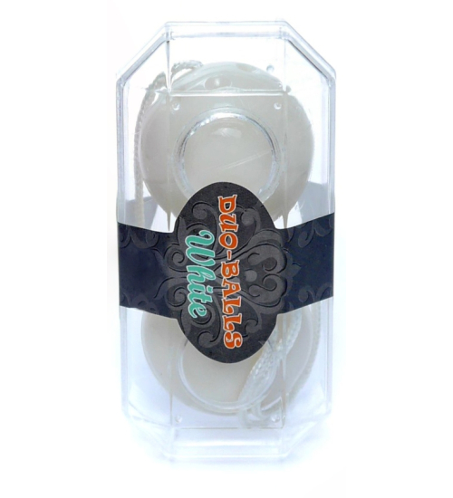 Bílé dvojité koule