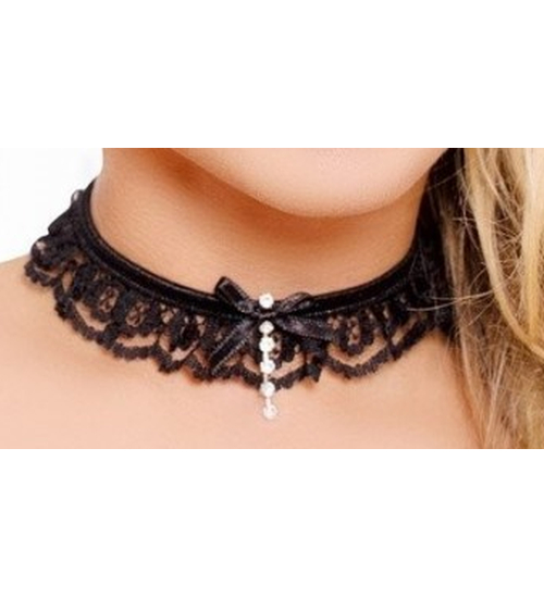 Krajková ozdoba na krk