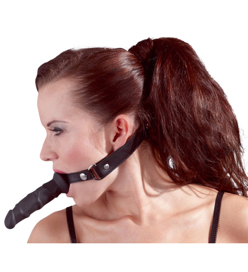 Kožený roubík se silikonovým dildem na řemínku