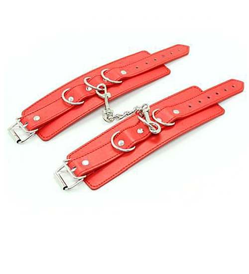 Smyslná pouta s řetězem