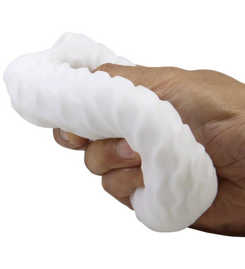 Masturbátor v plechovce s kouzelnou koulí