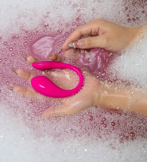 Lovense Lush Mini - ovládaný aplikací