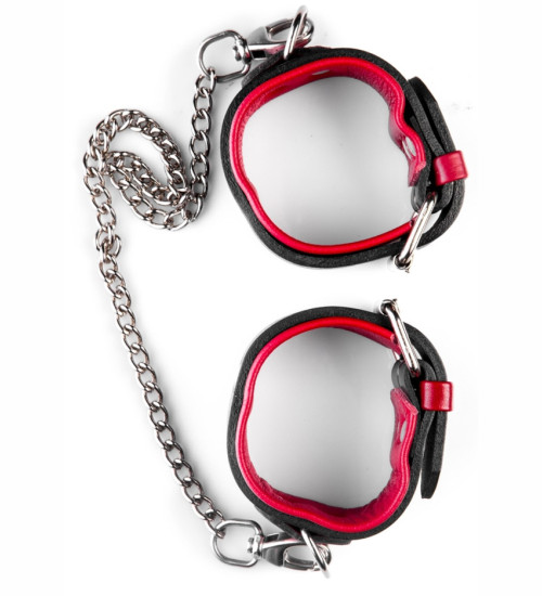 Kožená pouta s řetězem - pro ni