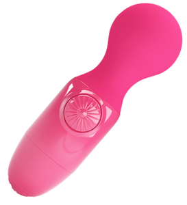 Silně vibrující stimulátor klitorisu